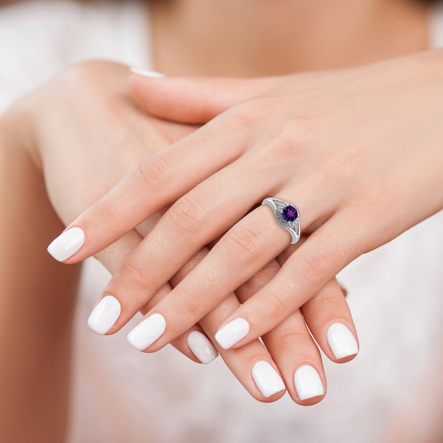 Sterling Silver Rhodium-Plated Diam. & Amethyst Ring