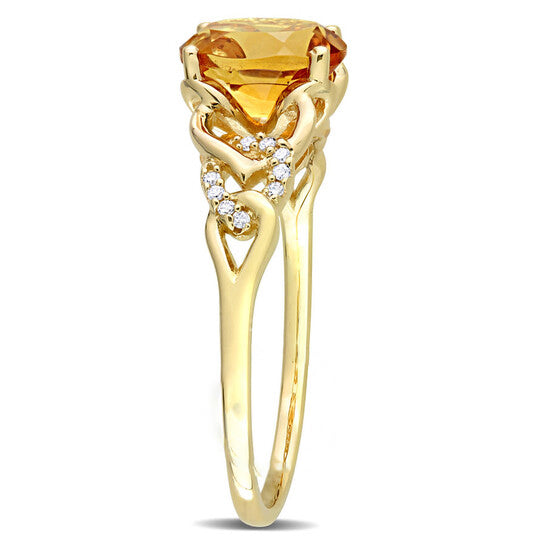 Original Amour 10k Yellow Gold 1 1/10 CT TGW Oval Madeira Citrine and Diamond Accent Link Ring