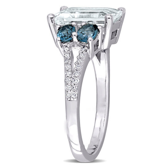 Original Amour 1/10 CT TDW Diamond and 4 CT TGW Ice Aquamarine, London Blue Topaz Cocktail Ring in Sterling Silver