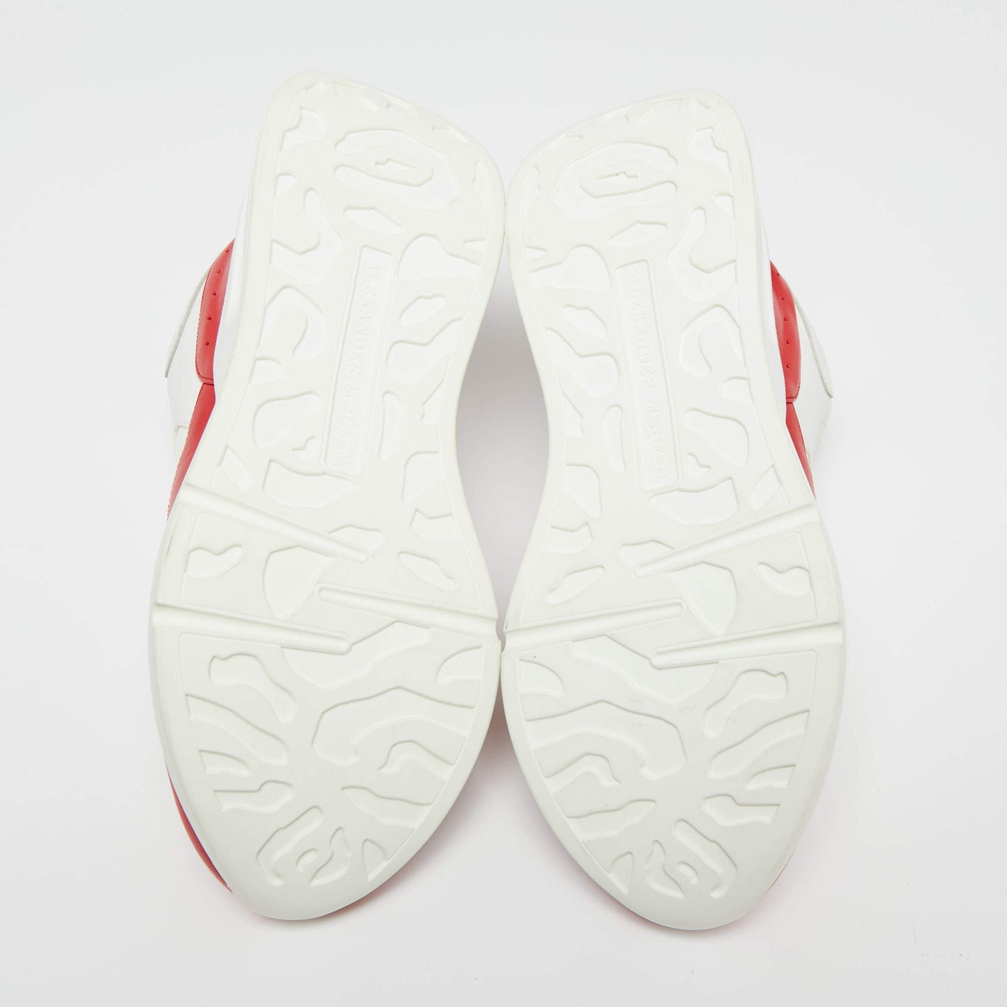 Original Alexander McQueen White/Red Leather And Mesh Oversized Runner Low Top Sneakers Size 41 (Never Used)