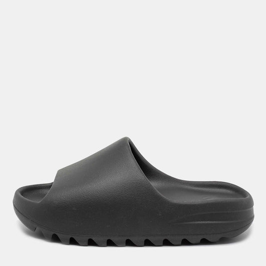 Original Yeezy x adidas Black Rubber Onyx Flat Slides Size 42 (Never Used)