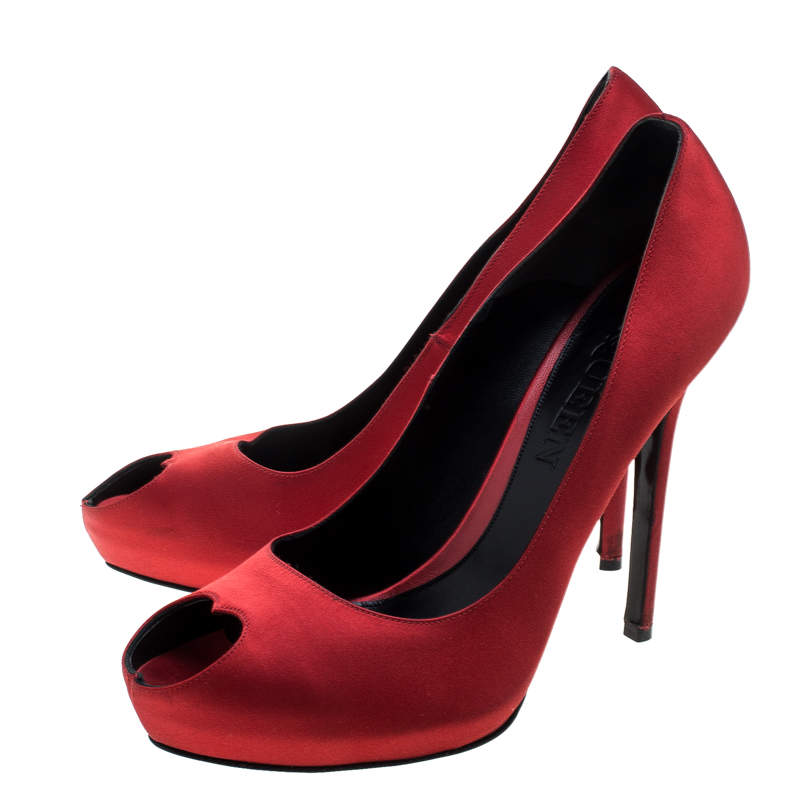 Original Alexander McQueen Red Satin Heart Peep Toe Pumps Size 41