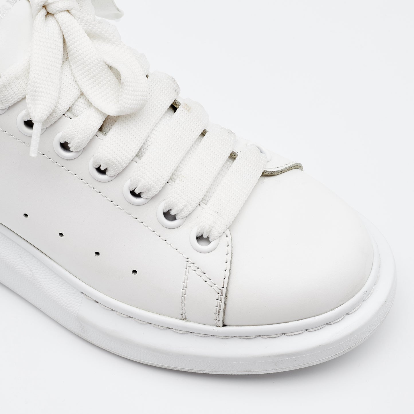 Original Alexander McQueen White Leather Oversized Low Top Sneakers Size 39