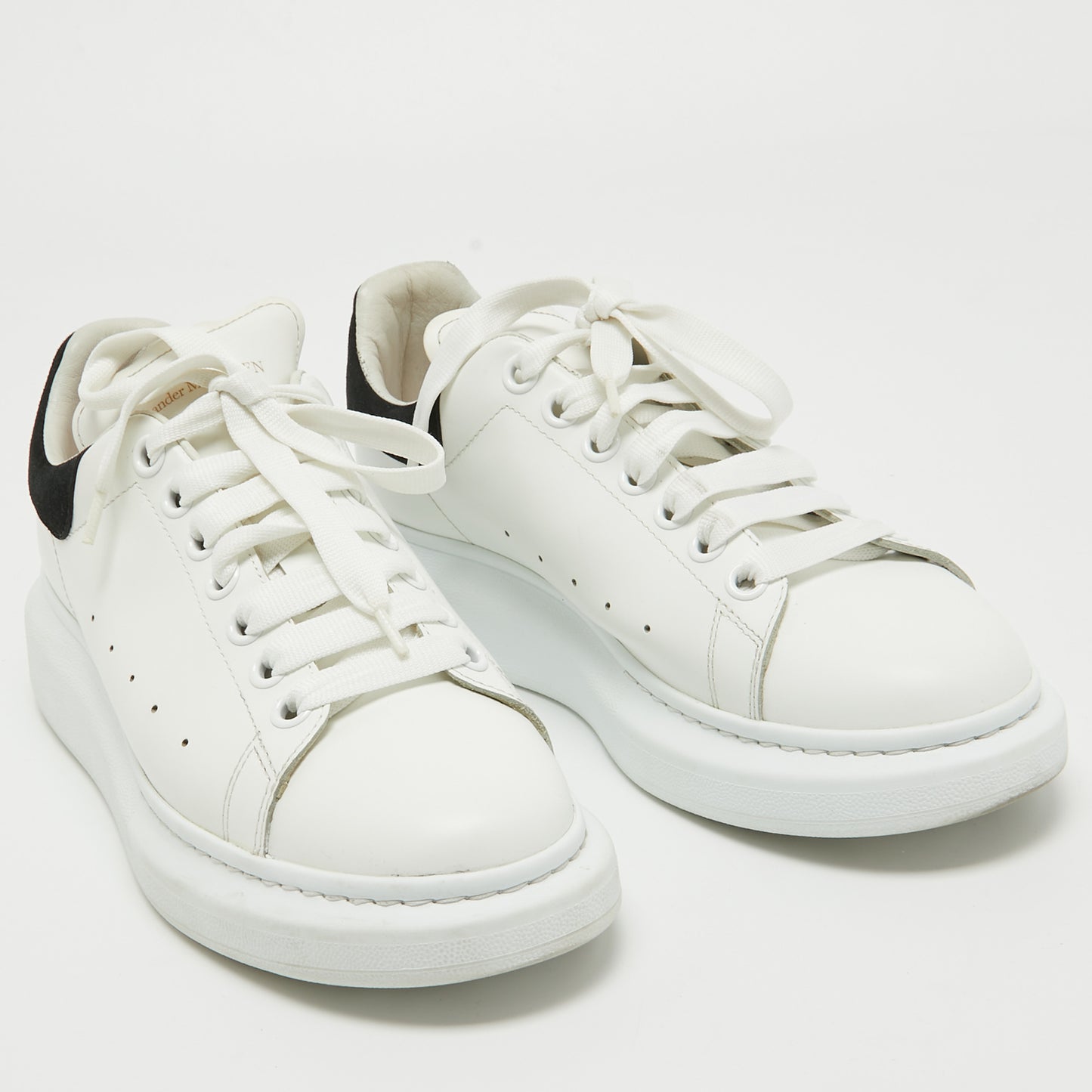 Original Alexander McQueen White Leather Larry Low Top Sneakers Size 40