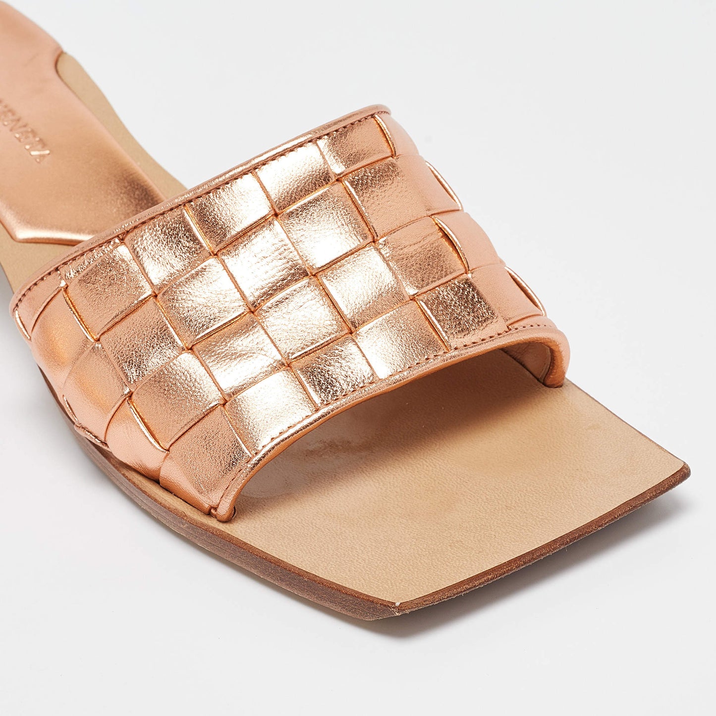 Original Bottega Veneta Rose Gold Intrecciato Leather Slide Sandals Size 39