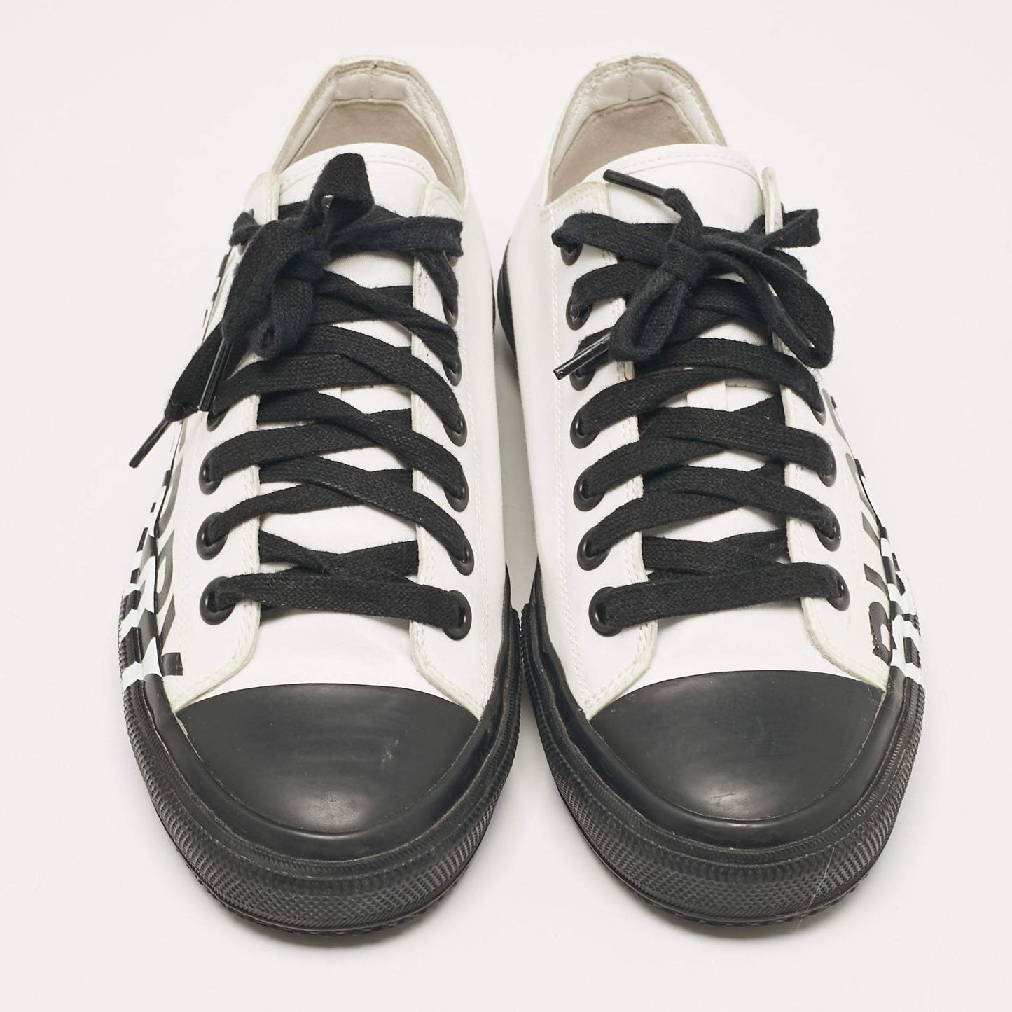 Original Burberry White/Black Fabric Larkhall Logo Low Top Sneakers Size 38