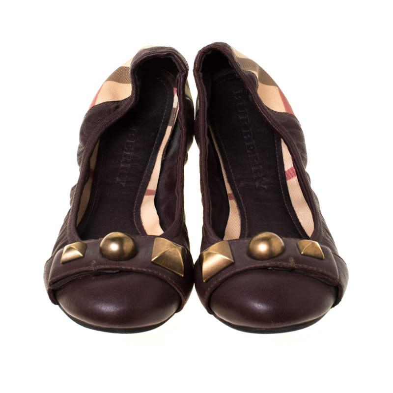 Original Burberry Dark Brown Nova Check PVC and Leather Studs Round Ballerina Flats Size 41