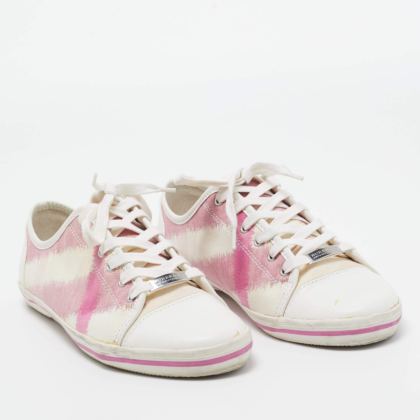 Original Burberry Pink/White Leather and Canvas Cap Toe Low Top Sneakers Size 41