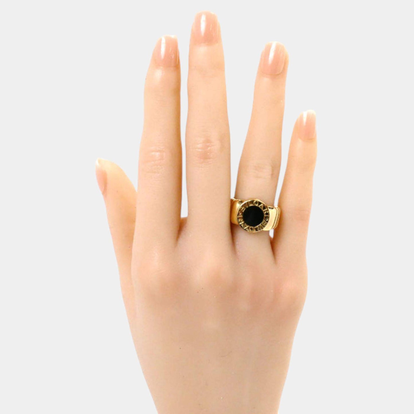 Original Bvlgari 18K Yellow Gold Onyx Ring Size Japan 9.5 EU 50