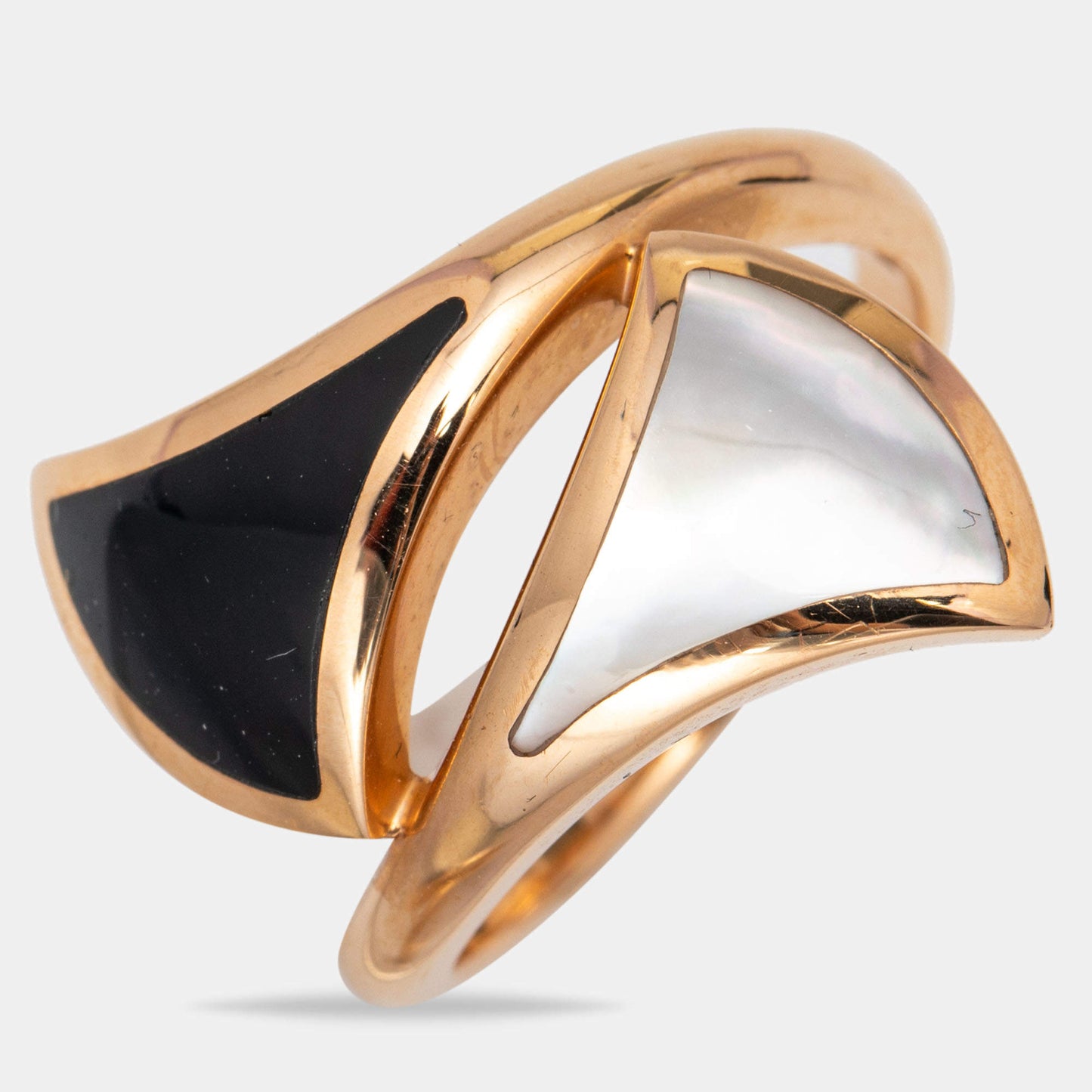 Original Bvlgari Divas' Dream Onyx Mother of Pearl 18k Rose Gold Ring Size 54