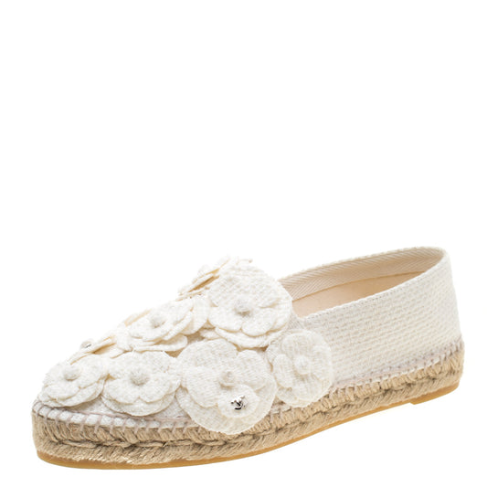 Original Chanel White Canvas CC Camellia Espadrilles Size 40 (Never Used)