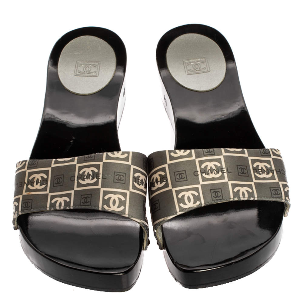 Original Chanel Grey/White CC Logo Print Satin Wooden Clog Slides Size 41