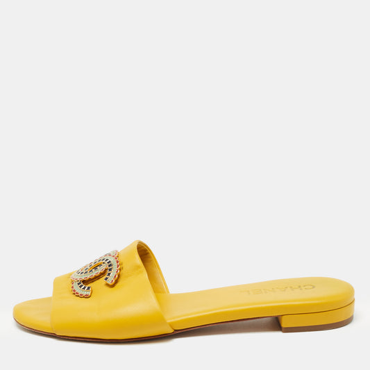 Original Chanel Yellow Leather Interlocking CC Logo Flat Slides Size 40