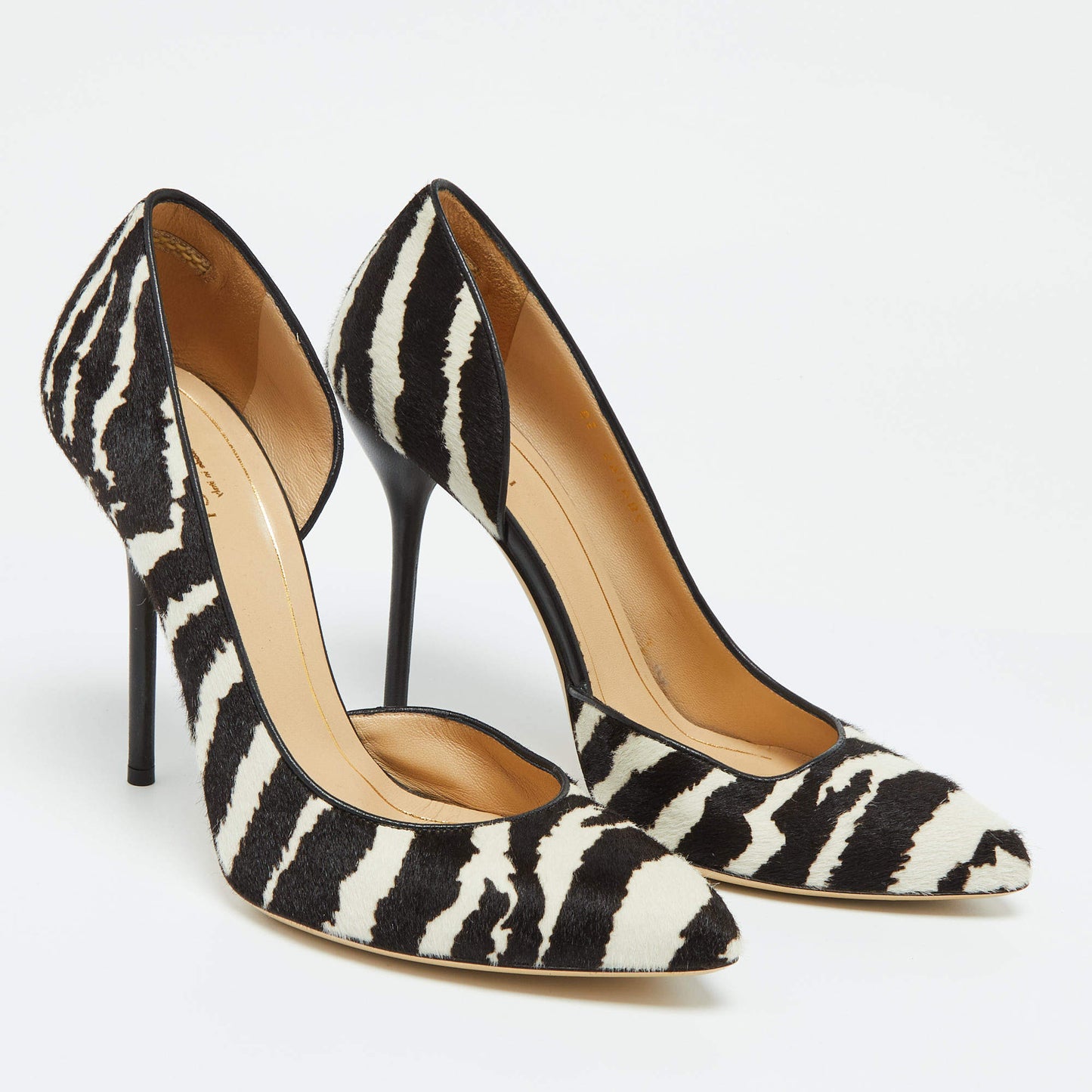 Original Gucci White/Brown Zebra Pony Hair Pointed D'Orsay Pumps Size 38