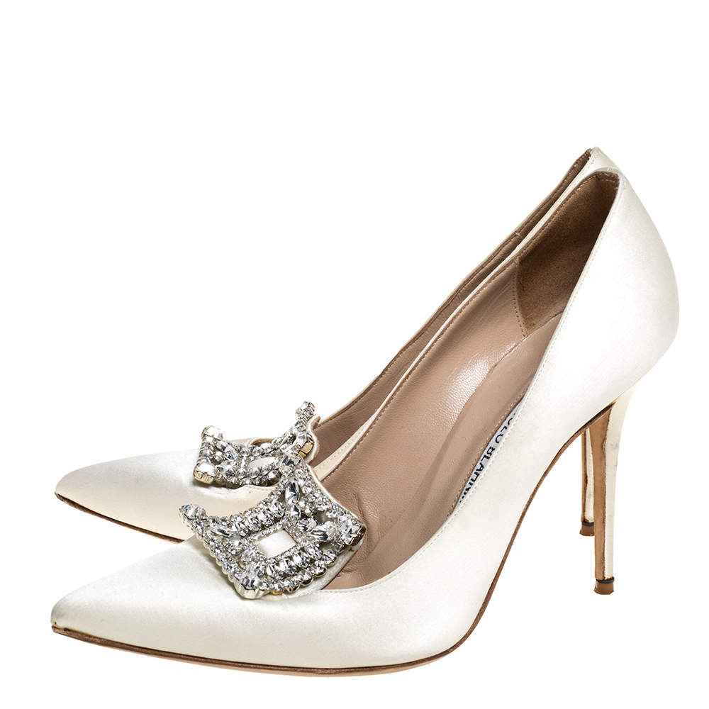 Original Manolo Blahnik White Satin Crystal Embellished Borlak Pumps Size 40