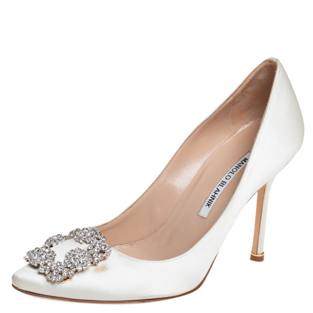 Original Manolo Blahnik White Satin Hangisi Crystal Embellished Pumps Size 38