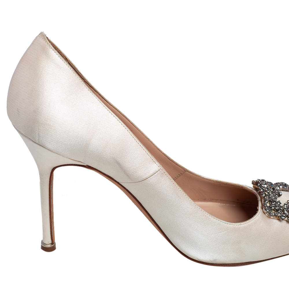 Original Manolo Blahnik White Satin Hangisi Crystal Embellished Pumps Size 42