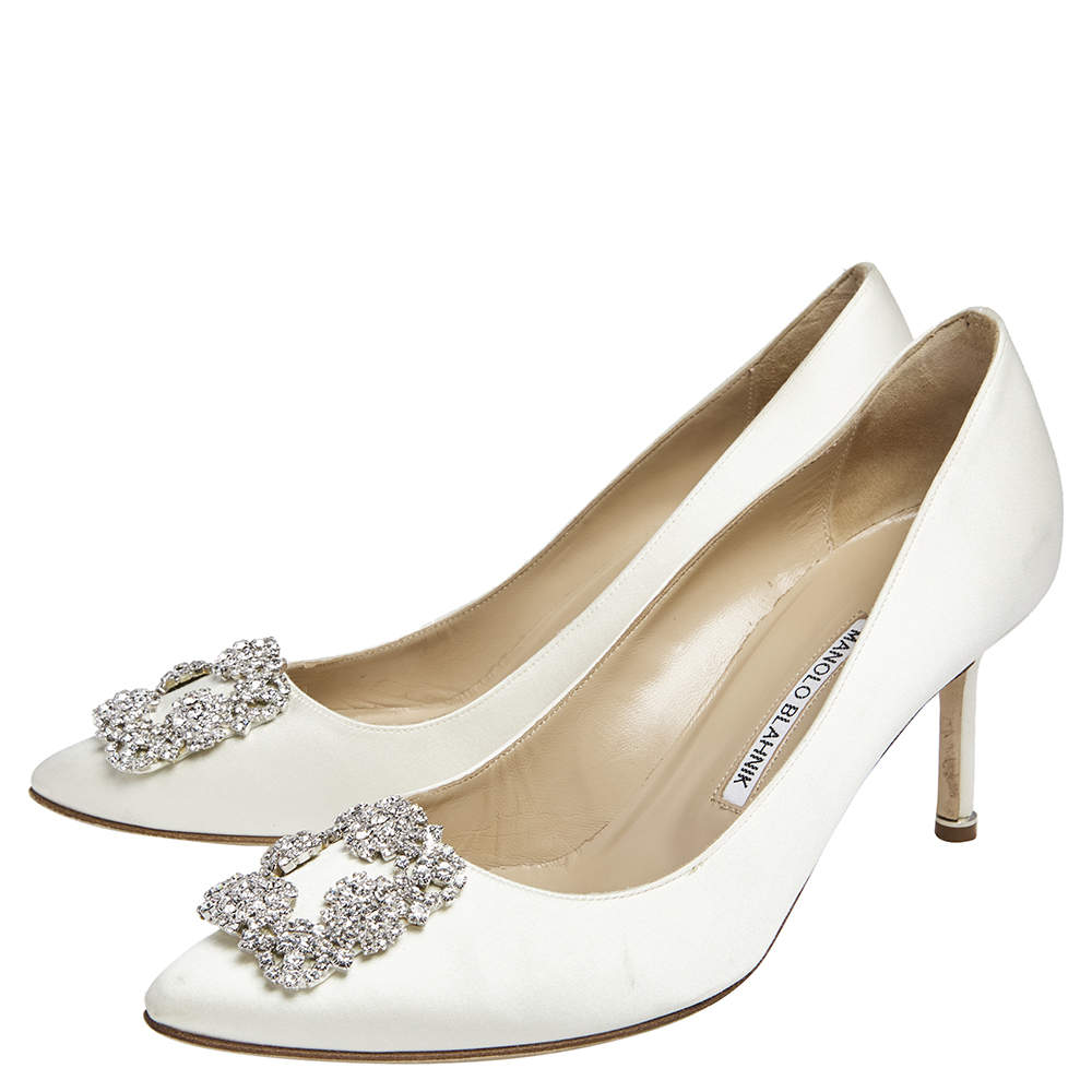 Original Manolo Blahnik White Satin Hangisi Pumps Size 39.5