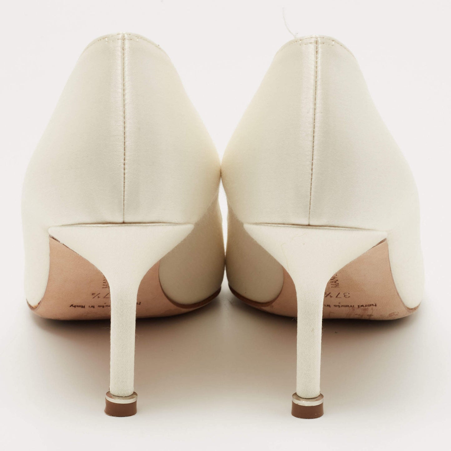 Original Manolo Blahnik Off White Satin Hangisi Pumps Size 37.5