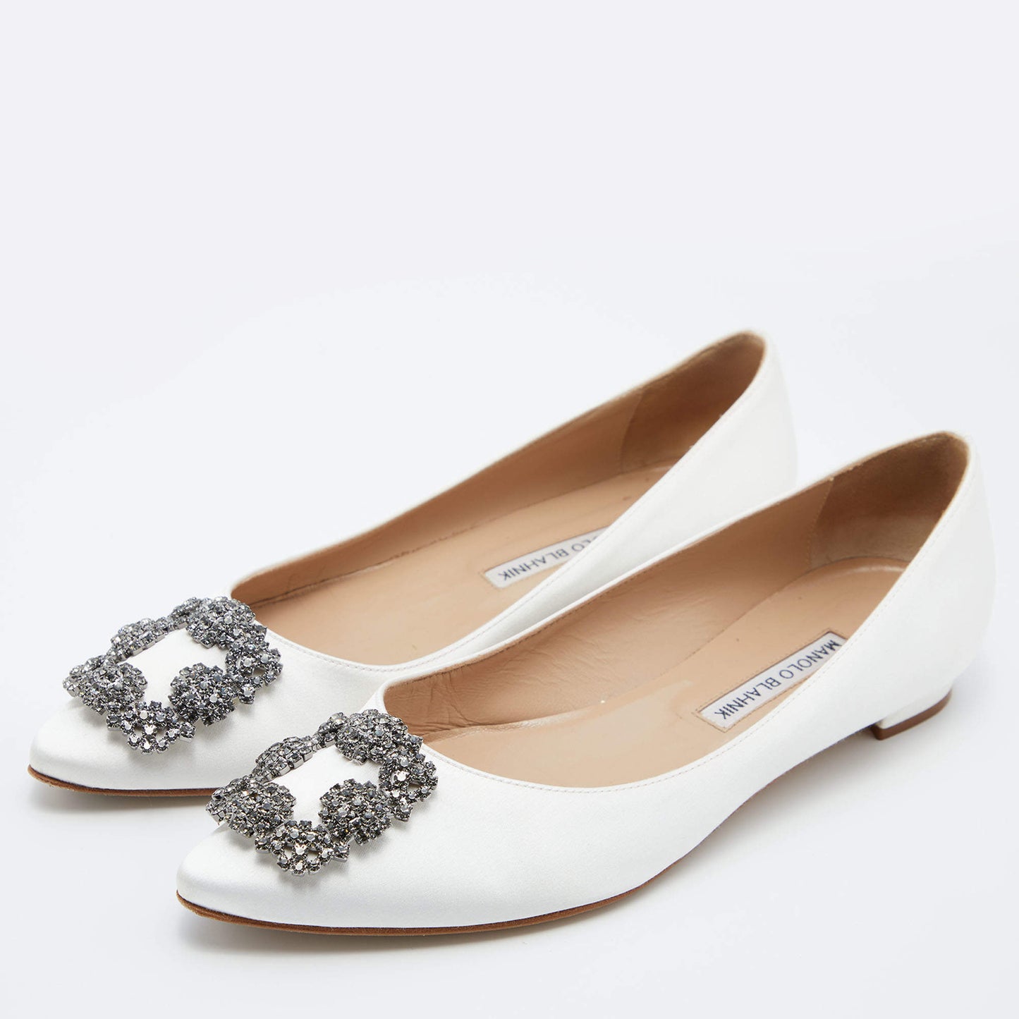 Original Manolo Blahnik Off White Satin Hangisi Crystal Embellished Ballet Flats Size 38