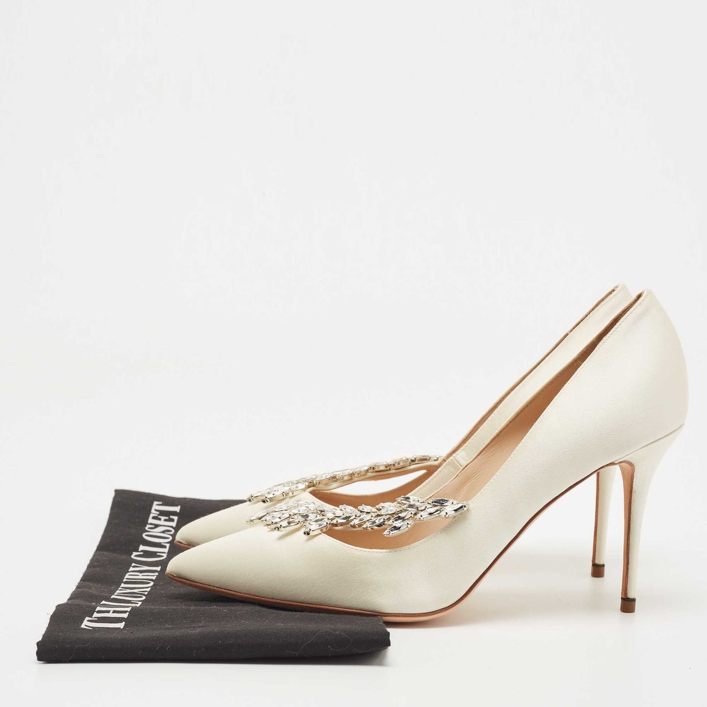 Original Manolo Blahnik White Satin Nadira Pumps Size 38