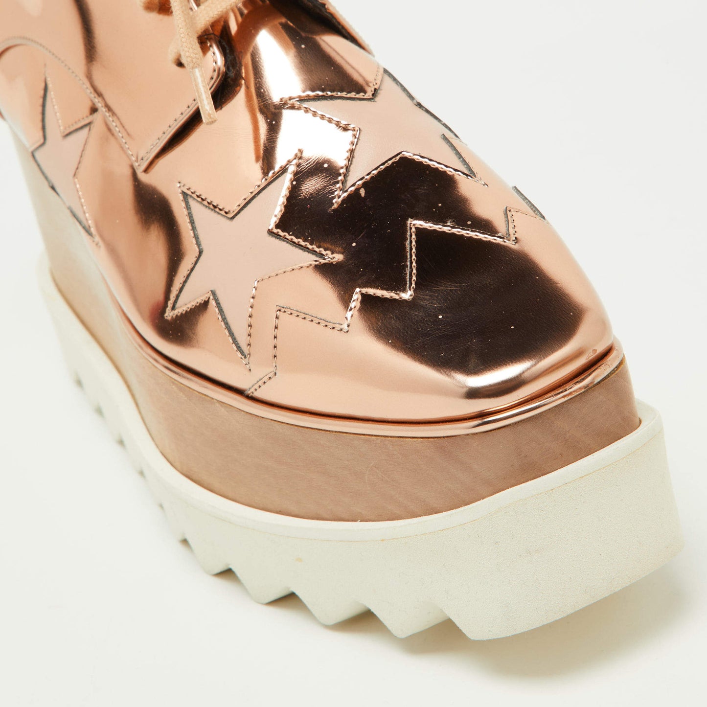 Original Stella McCartney Metallic Rose Gold Faux Patent Leather Elyse Star Platform Lace Up Sneakers Size 37