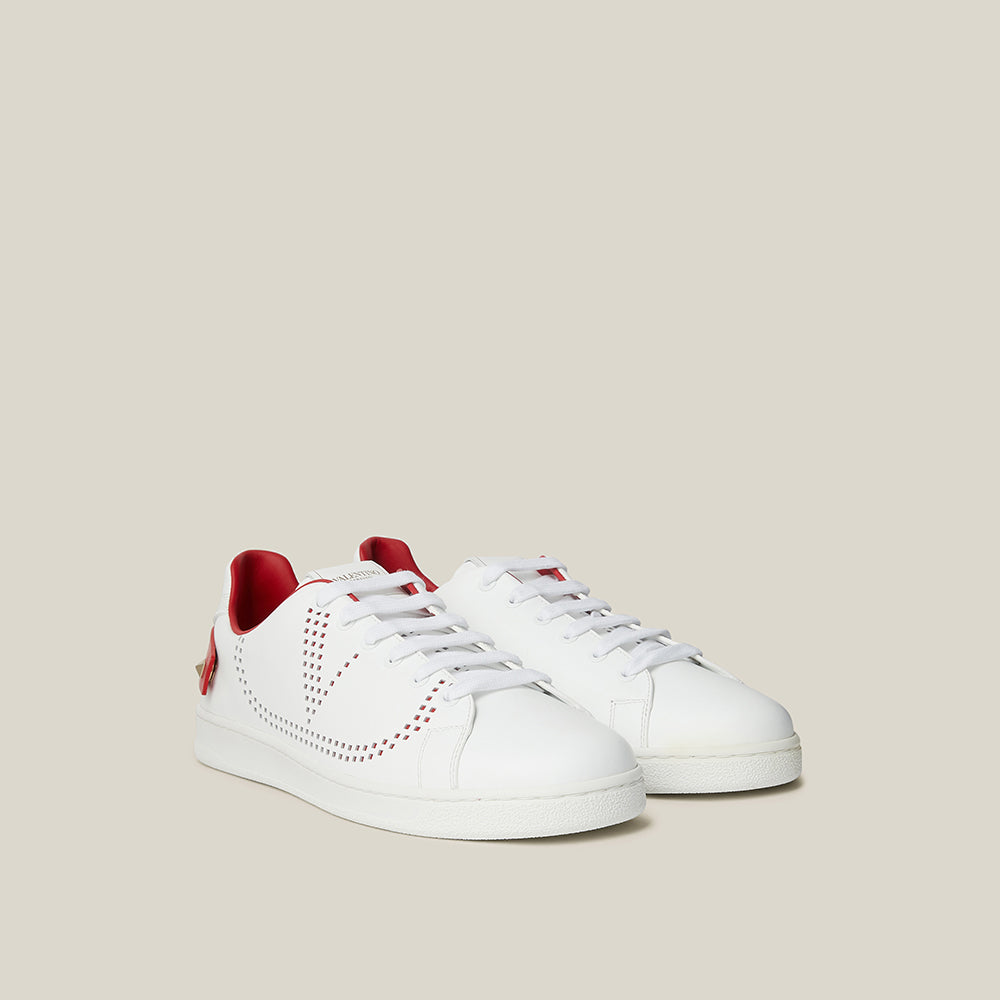 Original  Valentino Garavani White V-Logo Leather Sneakers Size IT 40 (Never Used)