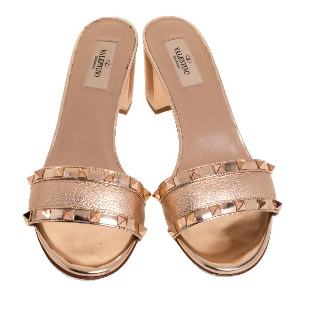 Original Valentino Metallic Rose Gold Leather Rockstud Trim Block Heel Slide Sandals Size 40