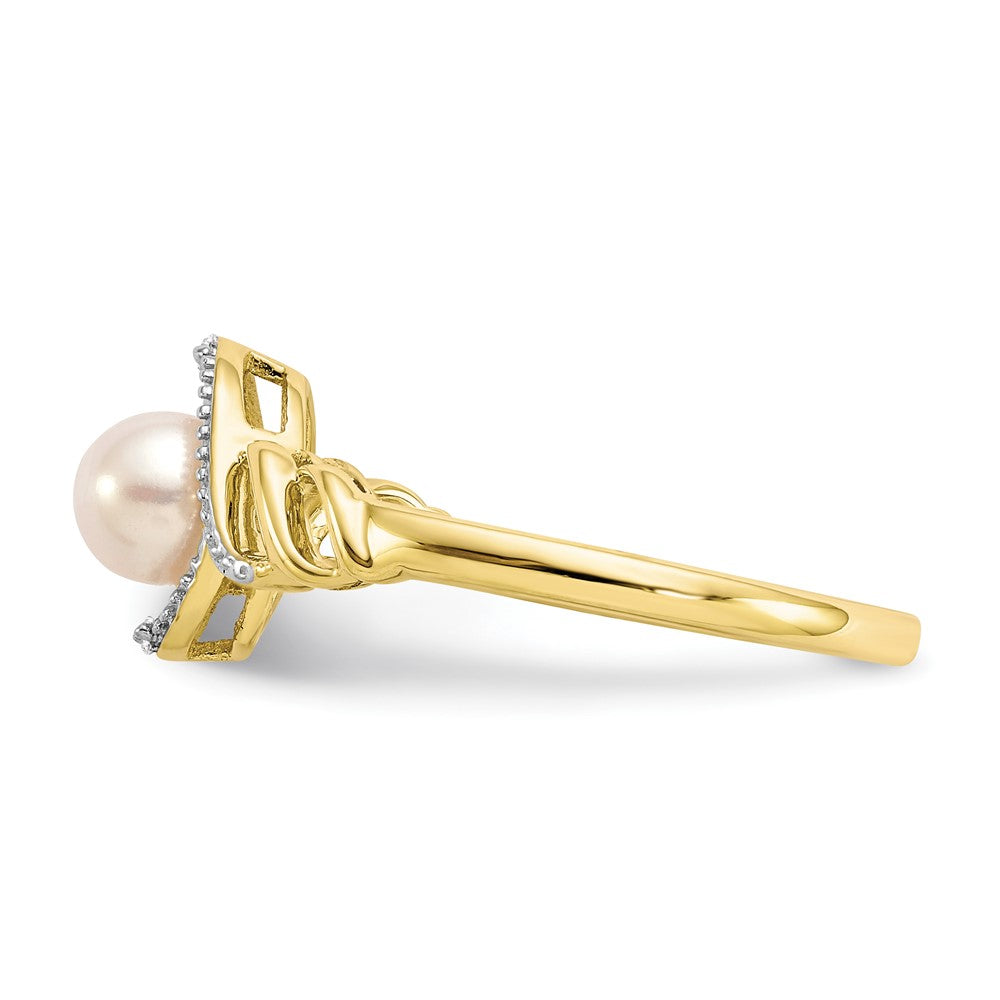 10K Yellow Gold FW Cultured Pearl and Real Diamond Ring