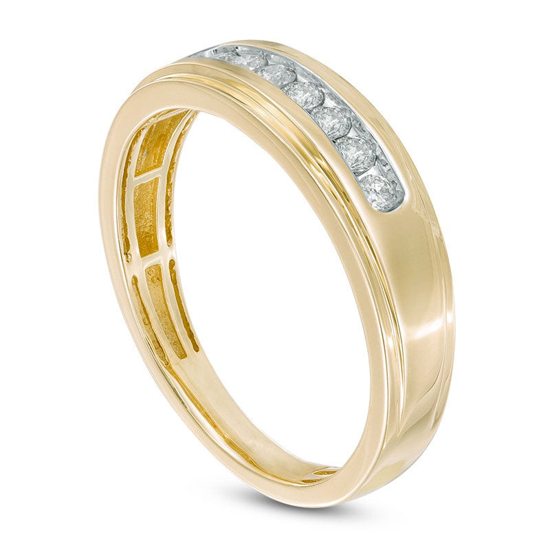 Men's 0.25 CT. T.W. Natural Diamond Comfort Fit Band in Solid 10K Yellow Gold