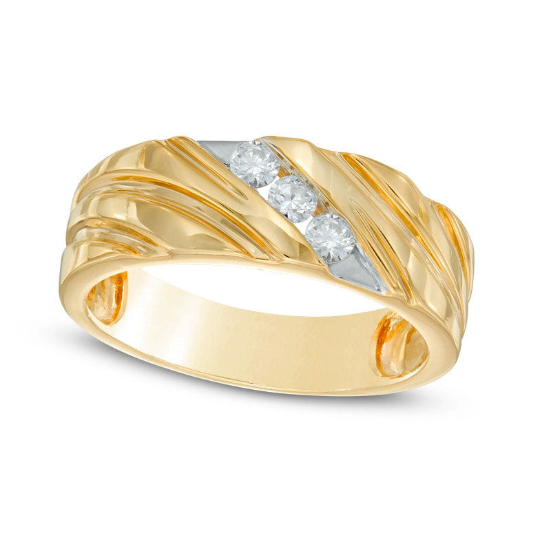 Men's 0.25 CT. T.W. Natural Diamond Wedding Band in Solid 10K Yellow Gold