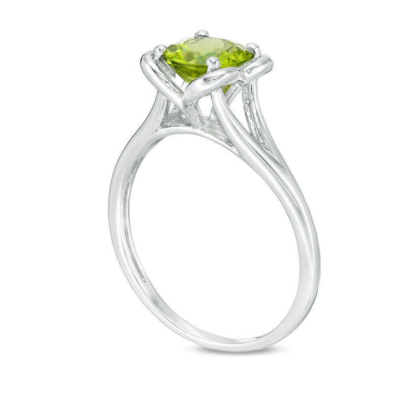 7.0mm Peridot Flower Frame Ring in Sterling Silver