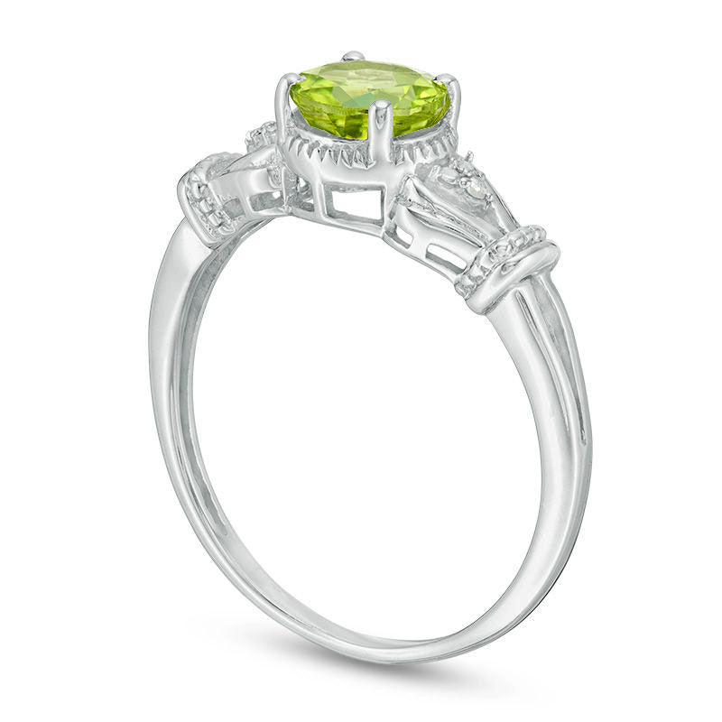 6.0mm Peridot and Natural Diamond Accent Tri-Sides Collar Antique Vintage-Style Ring in Sterling Silver