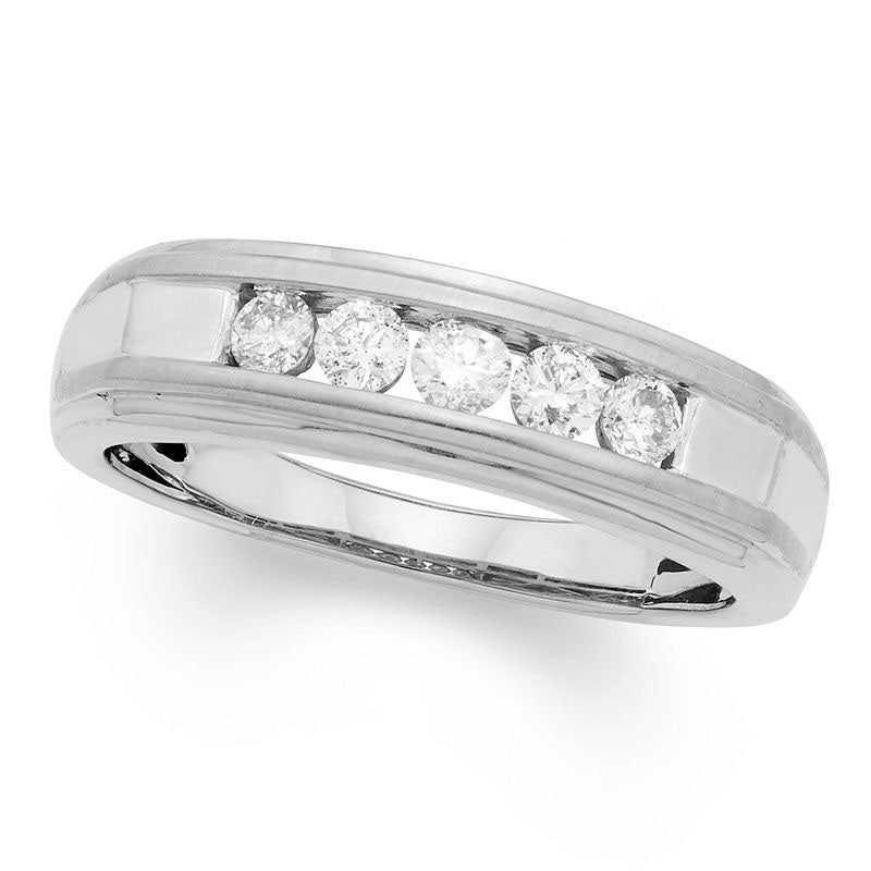 Men’s 0.50 CT. T.W. Certified Natural Diamond Five Stone Wedding Band in Solid 14K White Gold (I/I2)