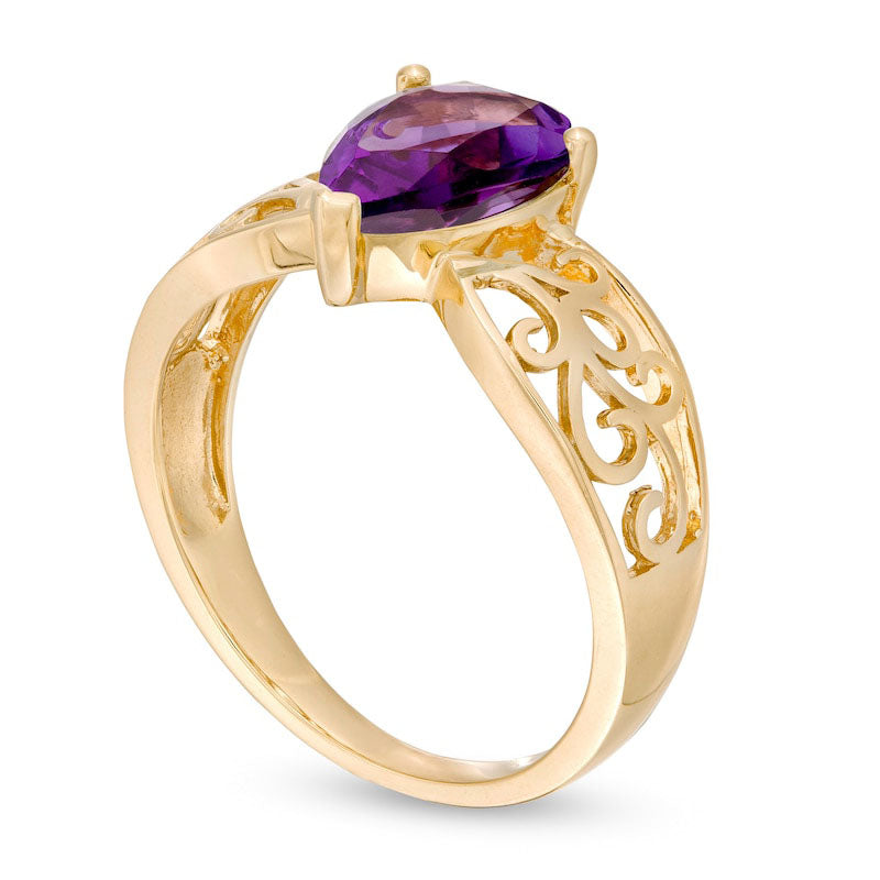 Pear-Shaped Amethyst Wide Filigree Ring in Solid 10K Yellow Gold