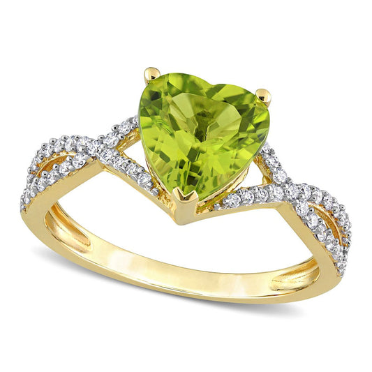 8.0mm Heart-Shaped Peridot and 0.20 CT. T.W. Natural Diamond Twist Split Shank Ring in Solid 14K Gold