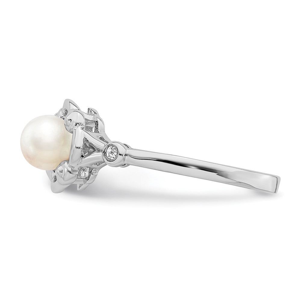 Sterling Silver Rhodium-plated FW Cultured Pearl & Diamond Ring