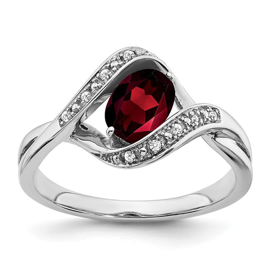 14k White Gold Oval Garnet and Real Diamond Ring