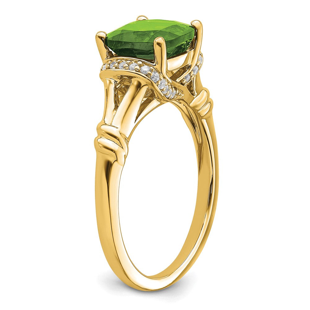 14K Yellow Gold Peridot and Real Diamond Ring