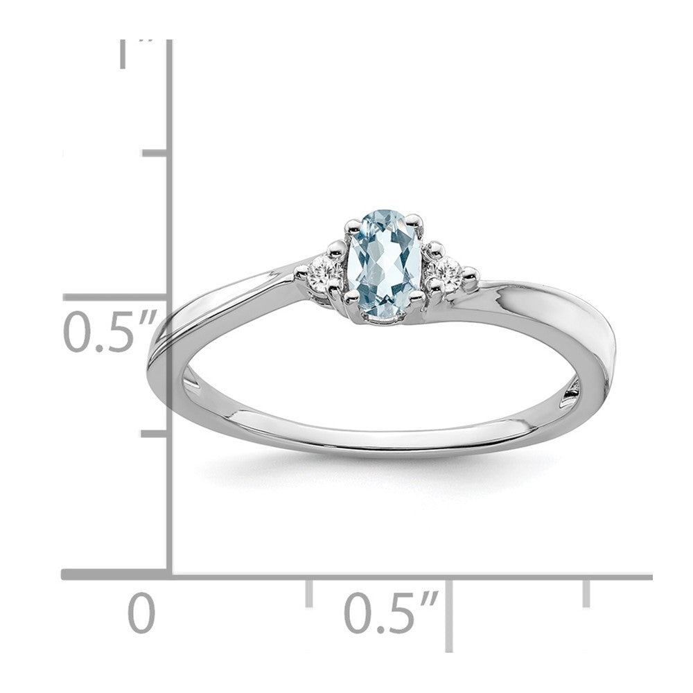 14k White Gold Aquamarine and Real Diamond Ring