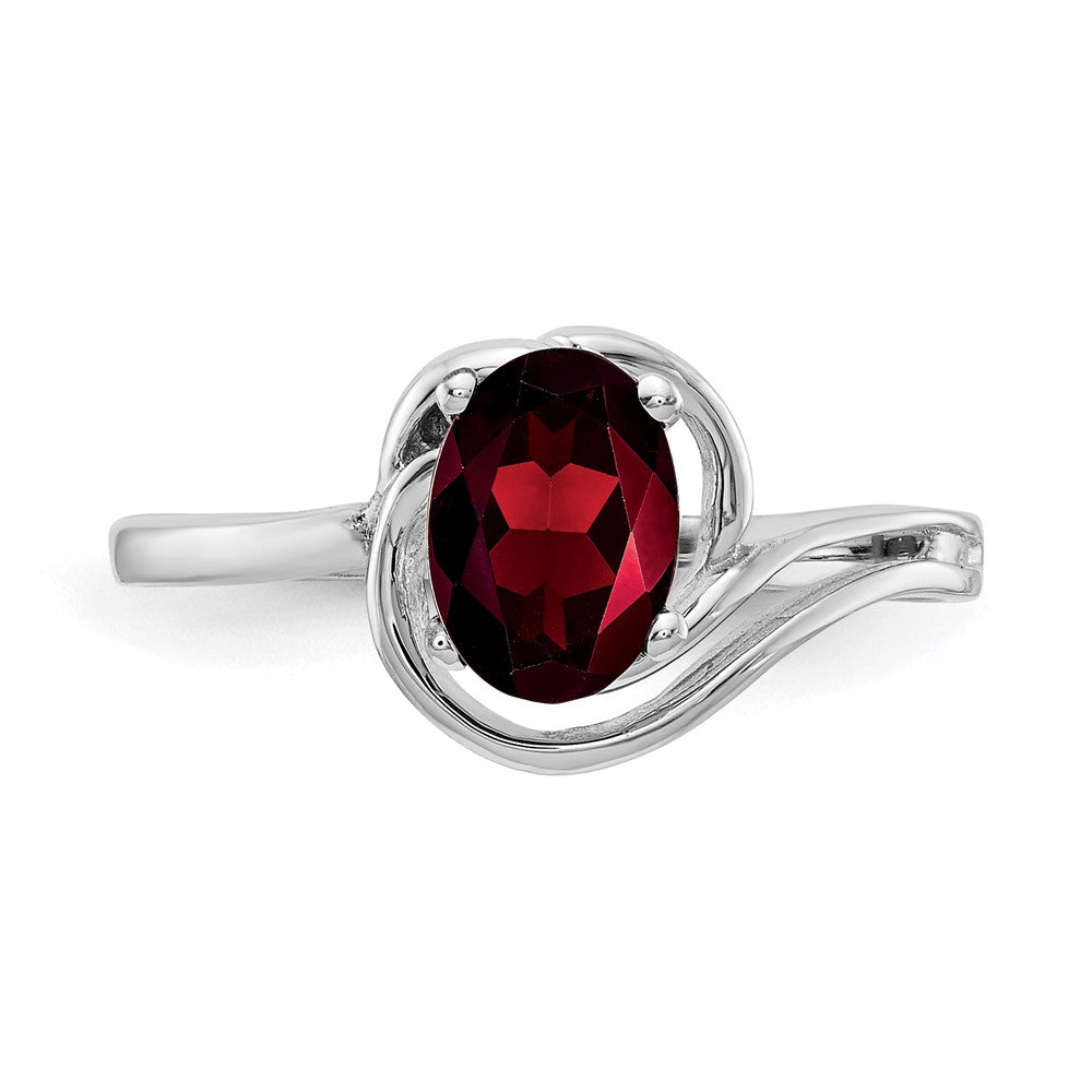 14k White Gold 7x5mm Oval Garnet ring