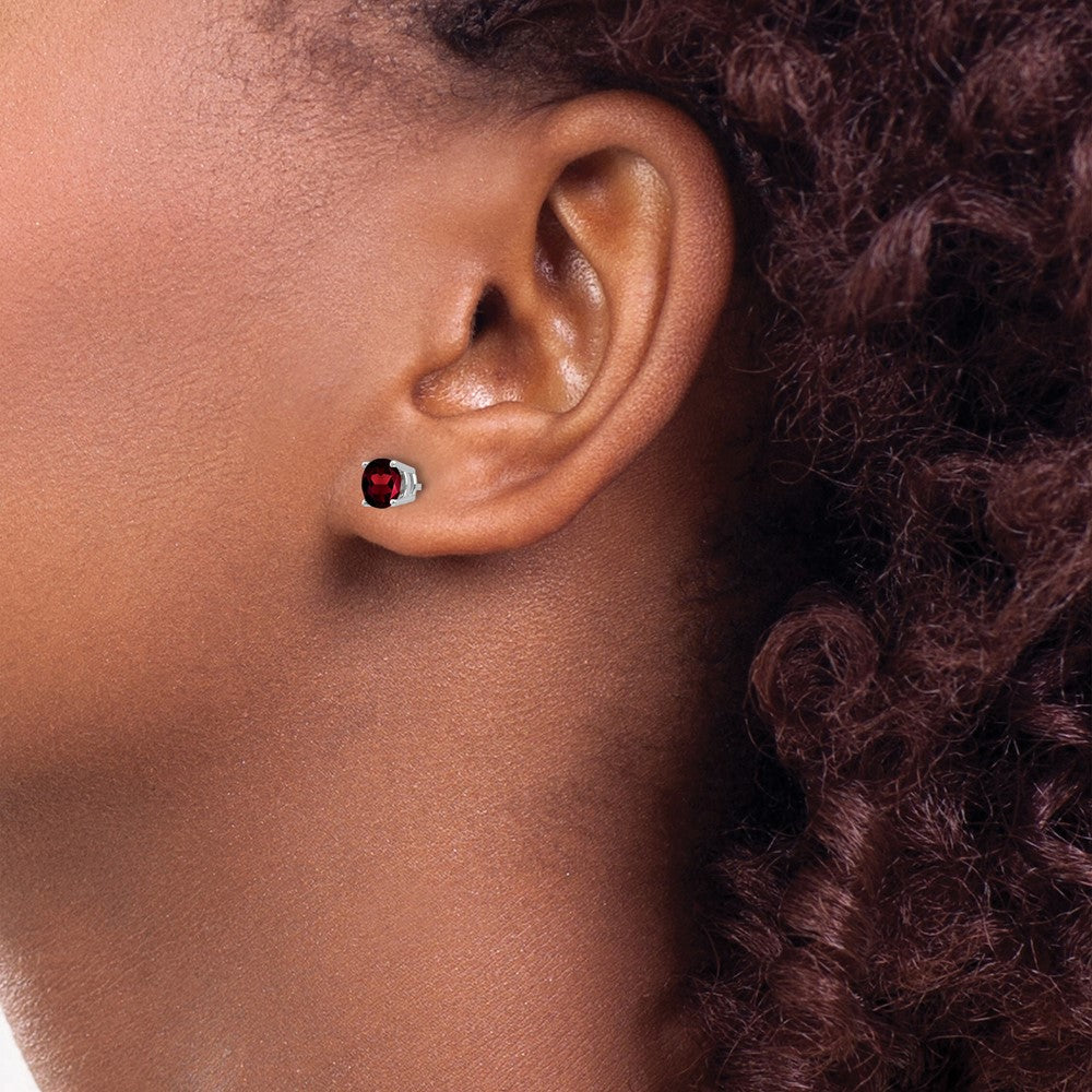 14k White Gold 5mm Garnet Earrings