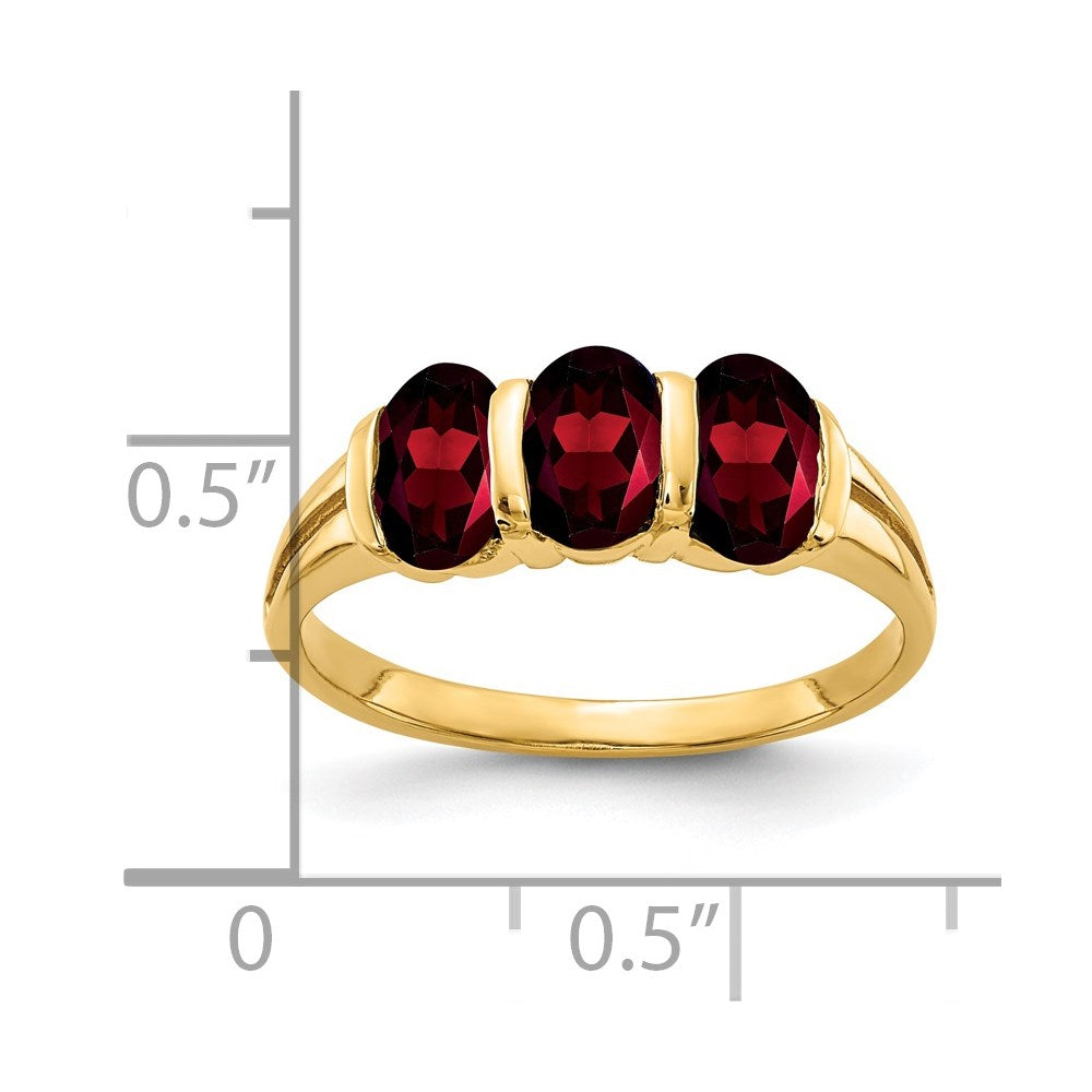 14K Yellow Gold 6x4mm Oval Garnet ring