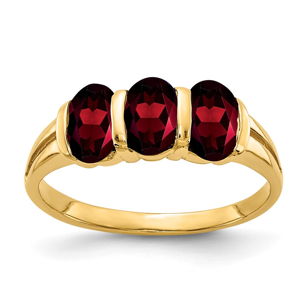 14K Yellow Gold 6x4mm Oval Garnet ring