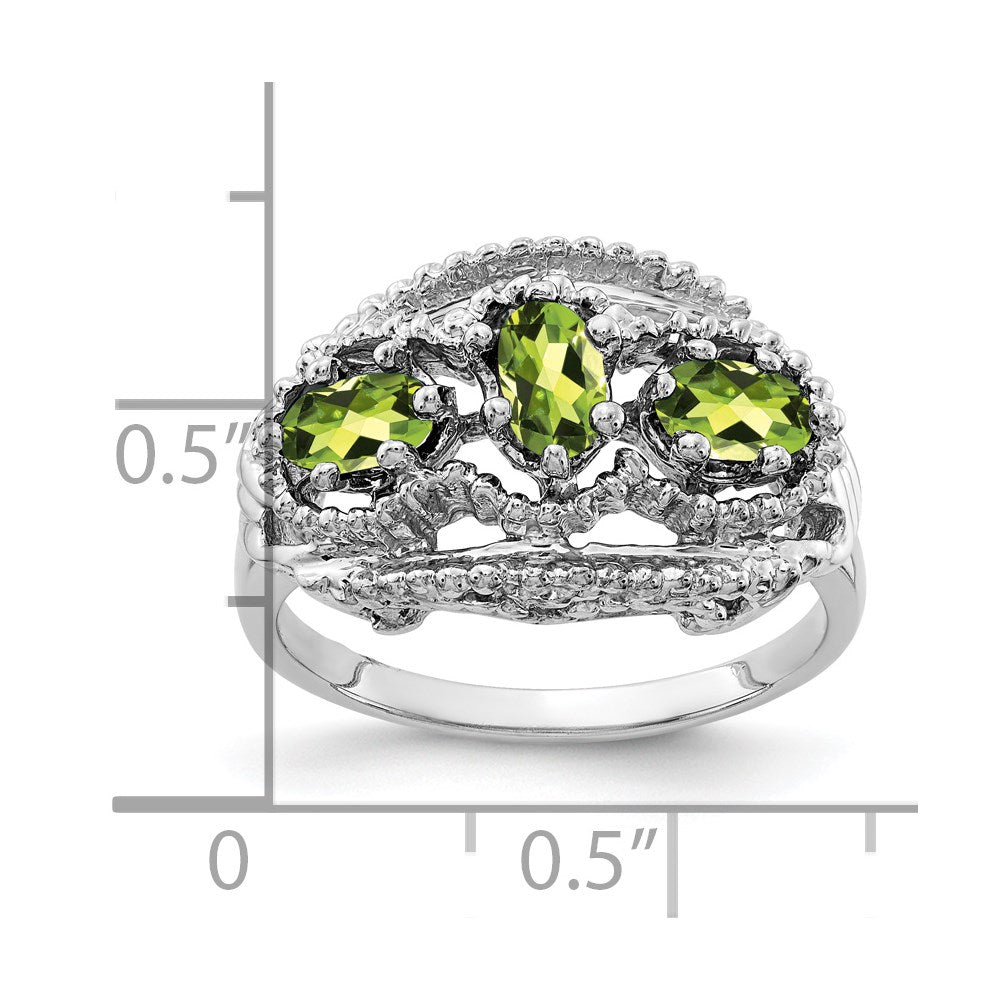 14k White Gold 5x3mm Oval Peridot ring