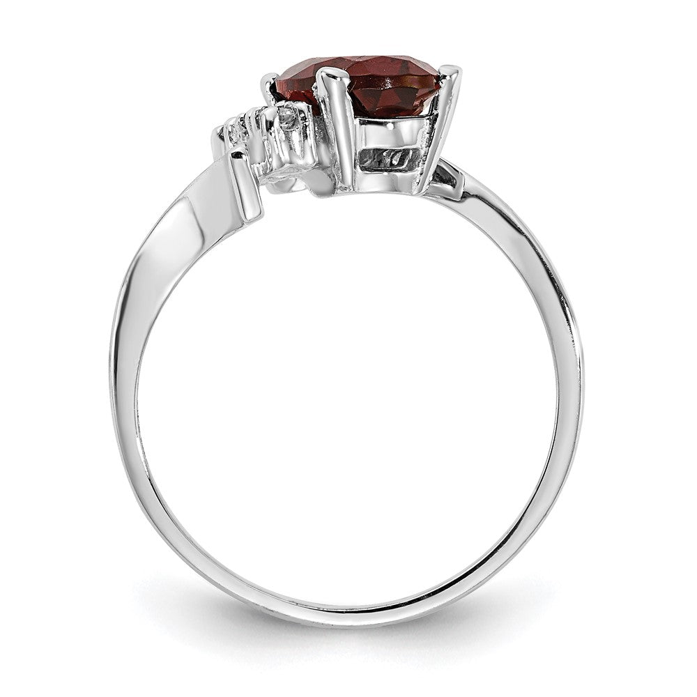 14k White Gold 8x6mm Oval Garnet Checker VS Diamond ring