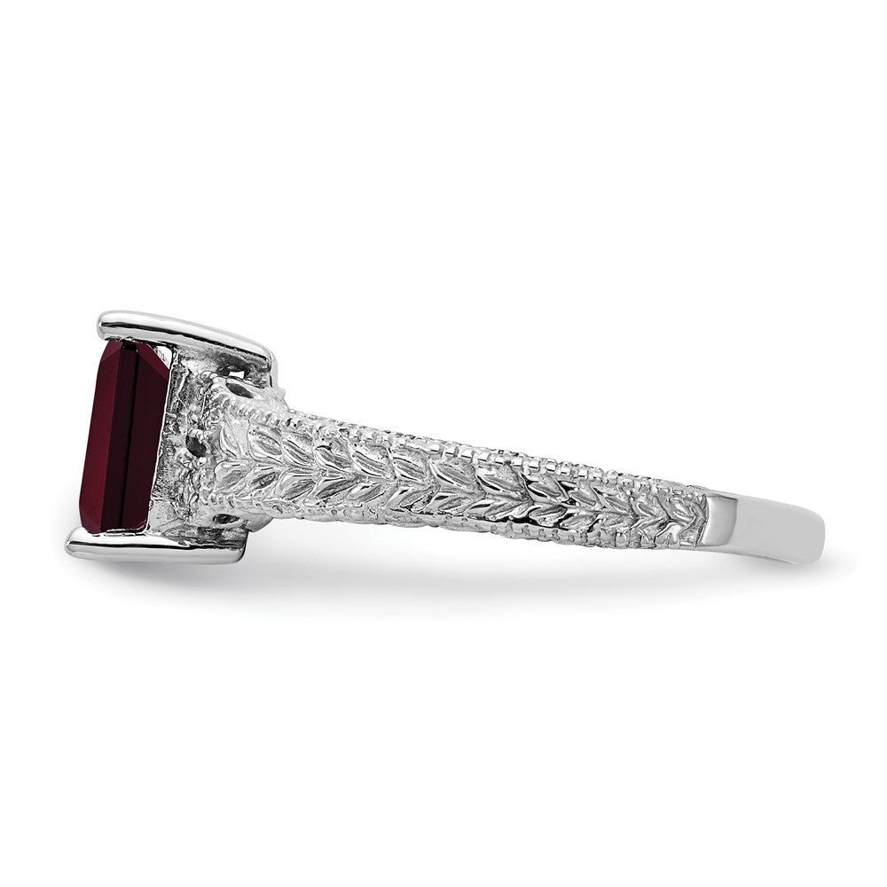 14k White Gold 7x5mm Emerald Cut Garnet VS Diamond ring