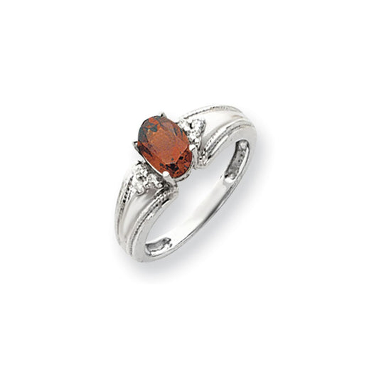 14k White Gold 7x5mm Oval Garnet Checker A Diamond ring