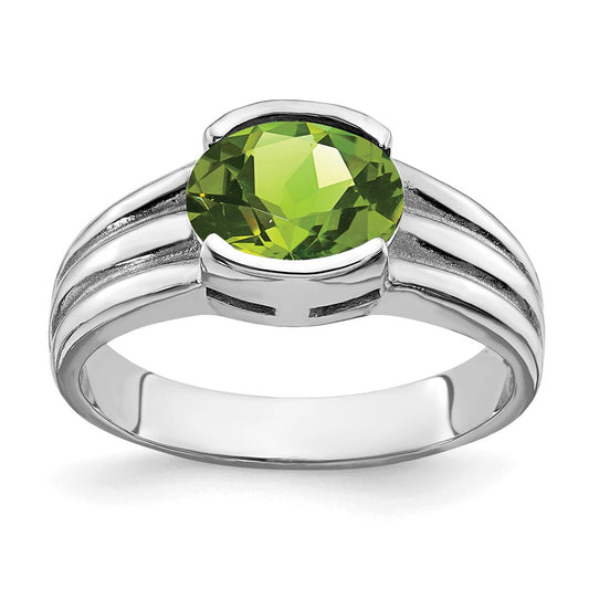 14k White Gold 8x6mm Oval Peridot ring