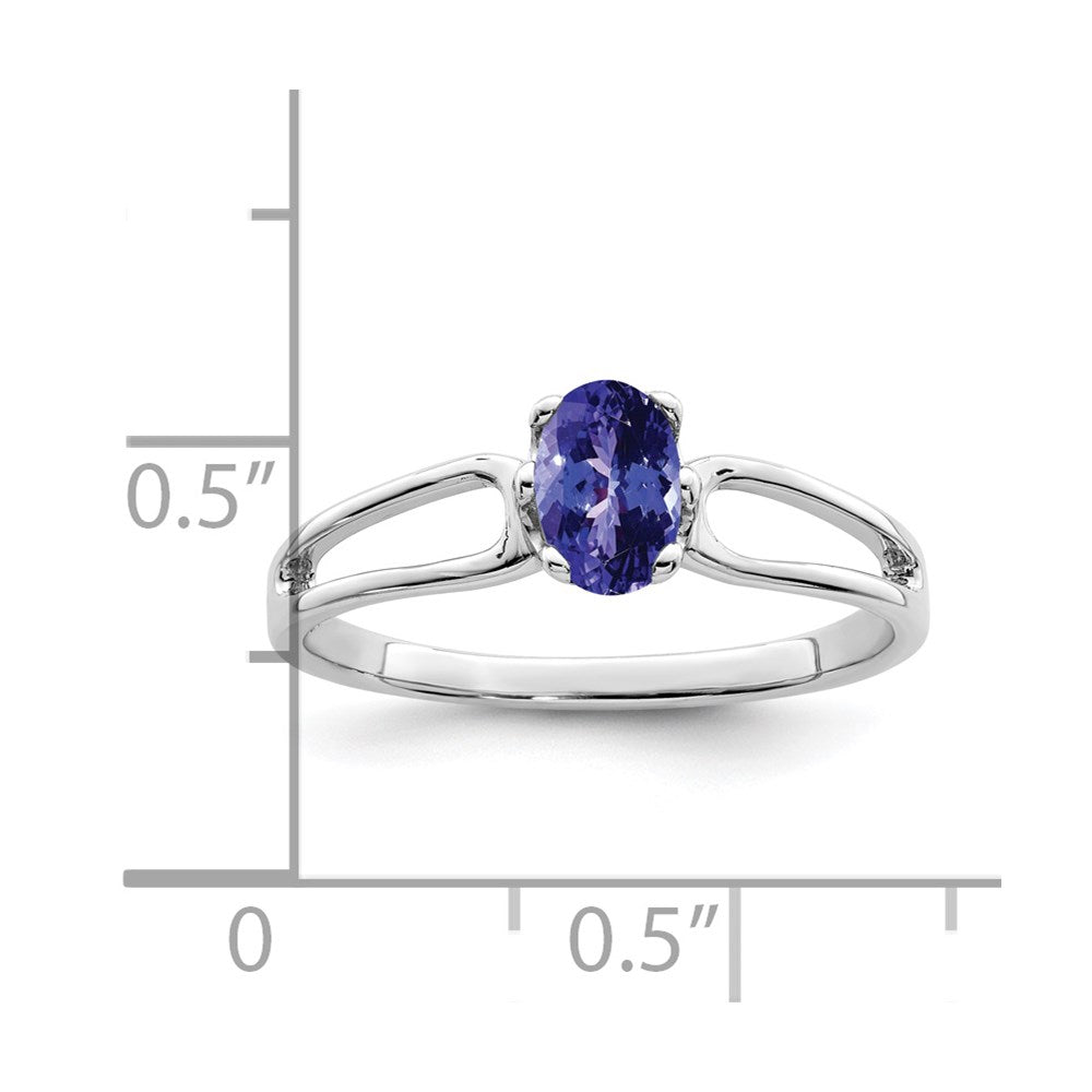 14k White Gold 6x4mm Oval Tanzanite ring